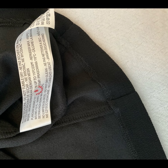 NWT  Zara Black Crop Top with Gold Zipper detail - Picture 10 of 13